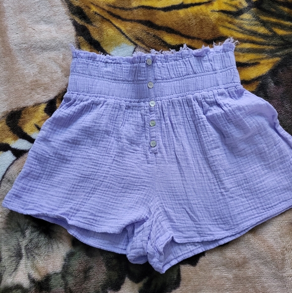 SOLD! Lavender Cotton Shorts 💜 - Picture 6 of 10